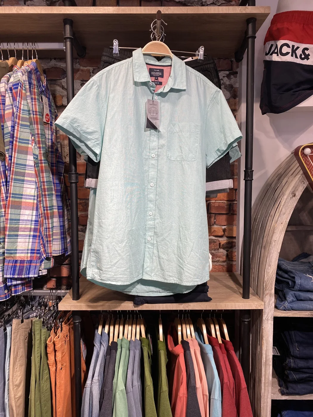 Interior de la tienda ONE WAY